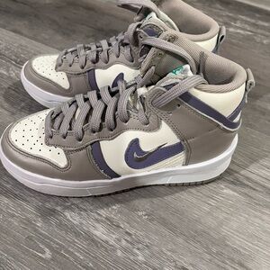 Nike high top sneakers brand new